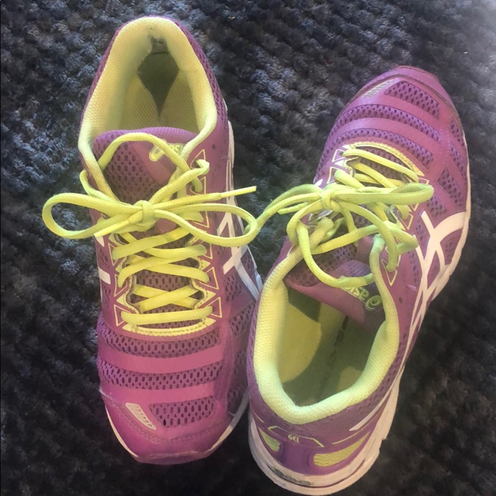 Asics Dynamic Duomax Running Sneaker - image 6